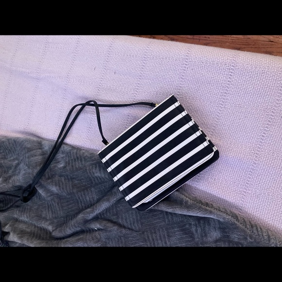 Shoulder bag - Picture 1 of 2